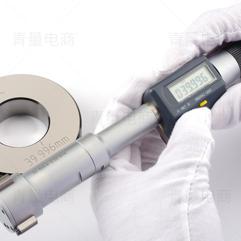 电子三点内径千分尺